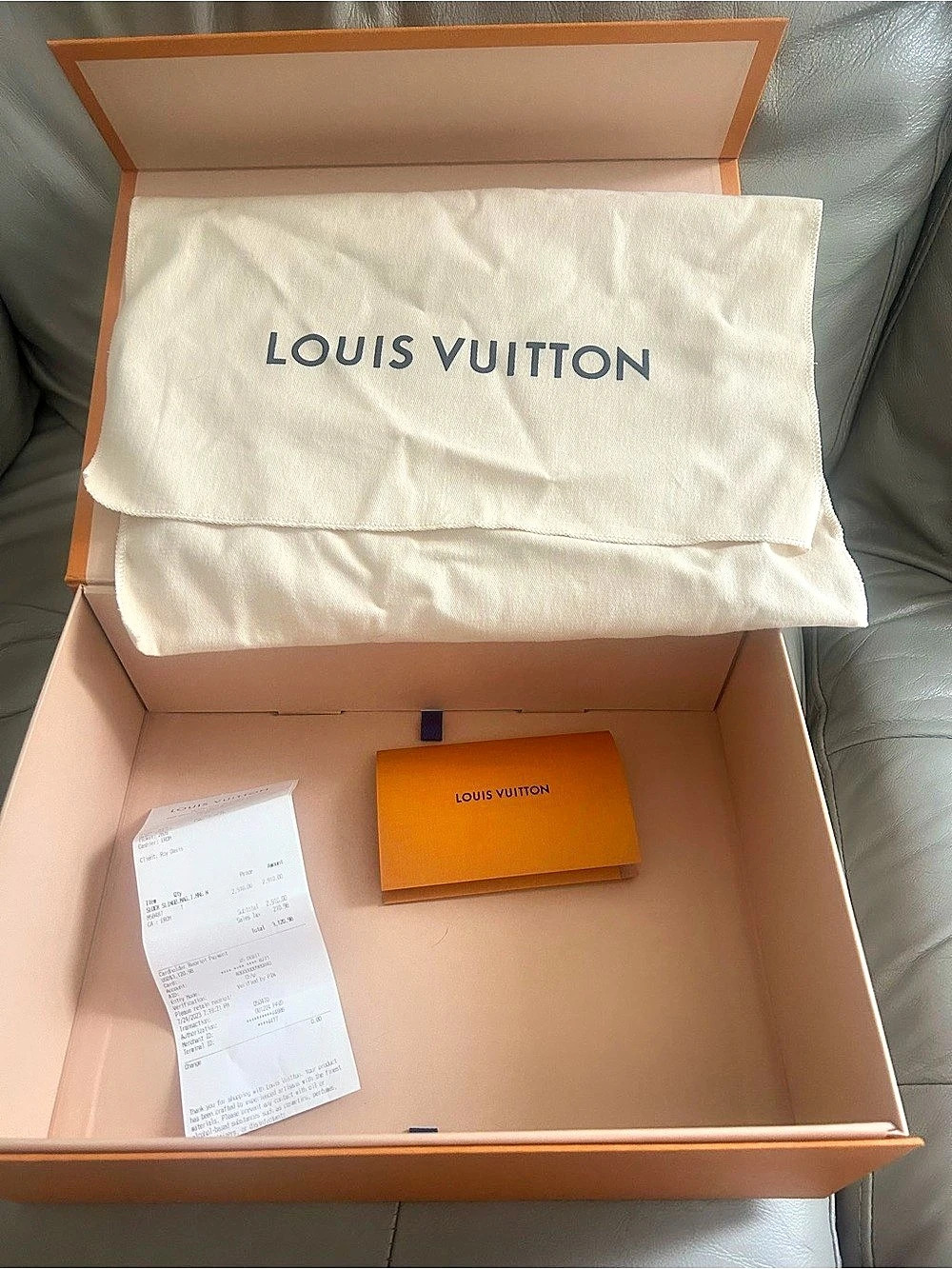 Louis Vuitton Orange Box Set. Dust bag, and receipt envelope.65